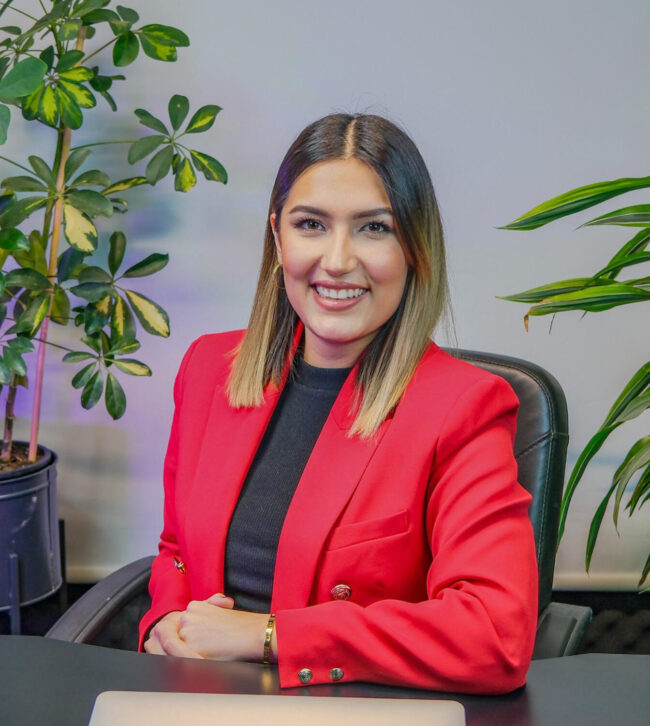 Kübra Güngör eğitmen görseli